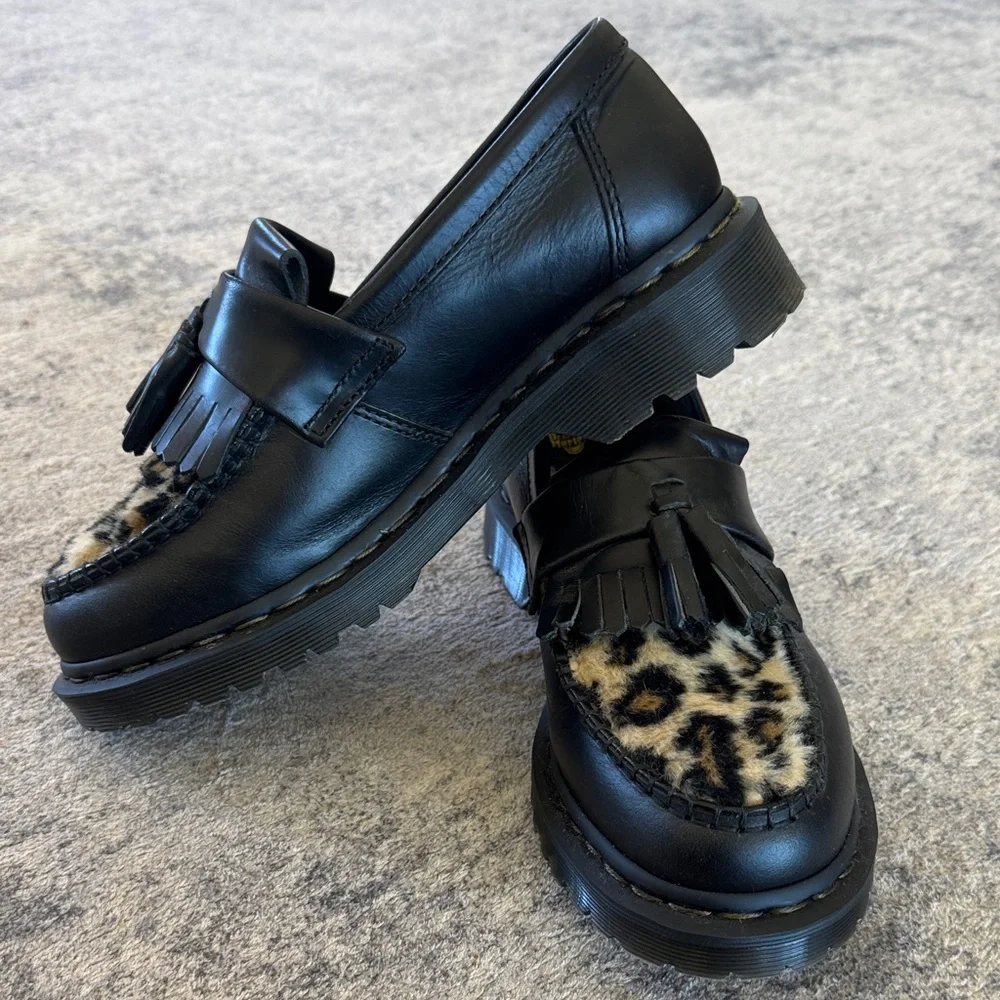 Dr. Martens Adrian Tassel Loafer Black  with Leopard Faux-Fur - Picture 6 of 7